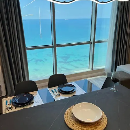Sea View Apartment/ Promenade Апартаменты