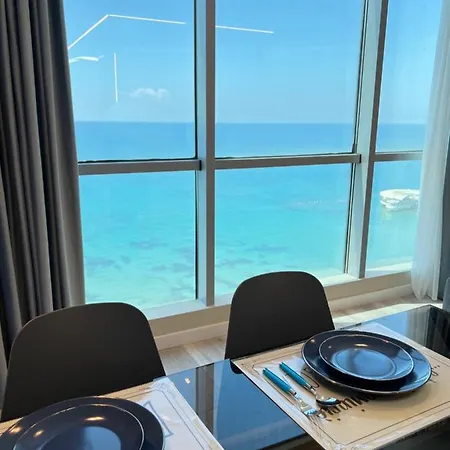 Sea View Apartment/ Promenade